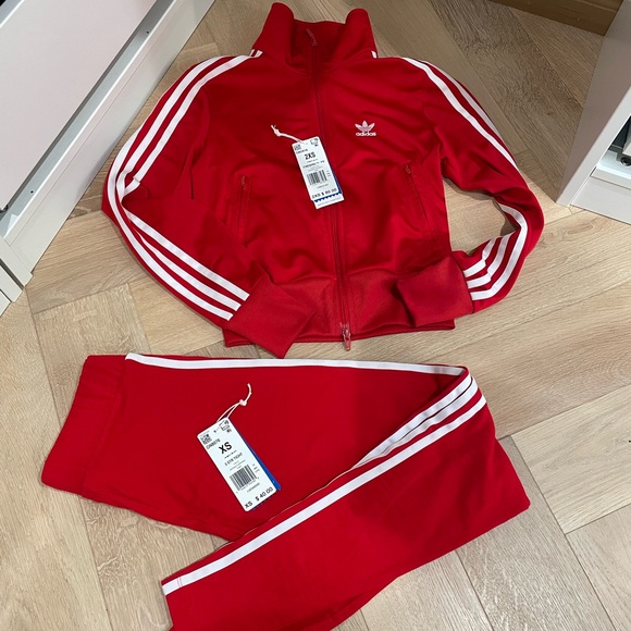Adidas Originals Firebird TRACKSUIT in scarlet. Pants in XS / Jacket in size 2XS - Picture 5 of 11